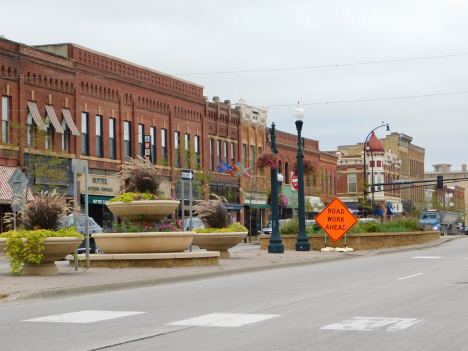 Street scene, Minnesota Avenue, St. Peter Minnesota, 2017