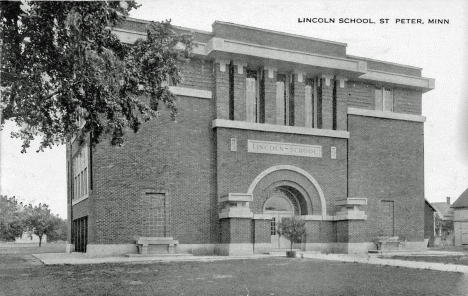 Lincoln School, St. Peter Minnesota, 1915