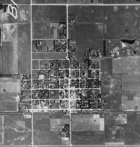 Aerial photo, Westbrook Minnesota, 1938