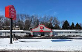 Red Carpet Inn, Windom Minnesota