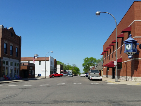 Street scene, Winsted Minnesota, 2017