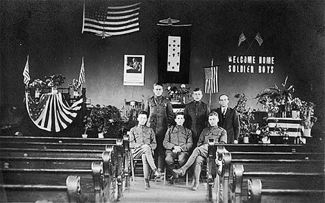 Welcoming home soldiers, Wykoff Minnesota, 1919