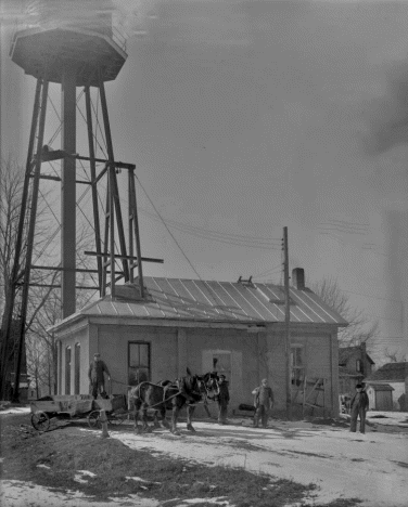 Wykoff pump house, Wykoff, Minnesota, 1938