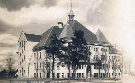 High School, Aitkin Minnesota, 1912