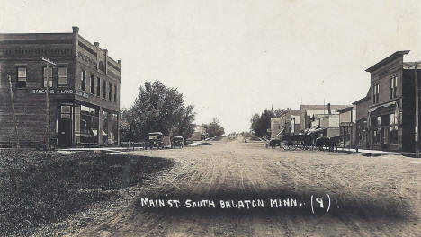 Street scene, Balaton Minnesota, 1910's