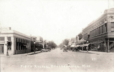 Fifth Avenue, Breckenridge Minnesota, 1930's