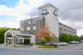 Days Inn by Wyndham Eagan Minnesota 