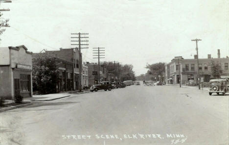 Street scene, Elk River Minnesota, 1942