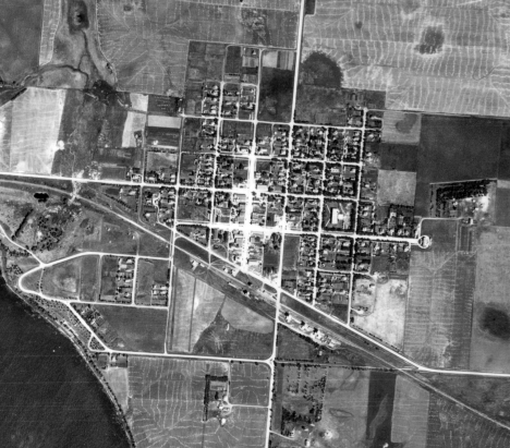 Aerial view, Hendricks Minnesota, 1938