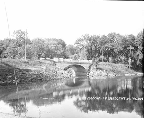 Lagoon and bridge at La Crescent Minnesota, 1940
