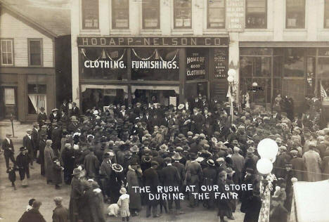Rush at Hodapp-Nelson Company Store, Madelia Minnesota, 1910's