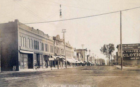 Atlantic Avenue, Morris Minnesota, 1907