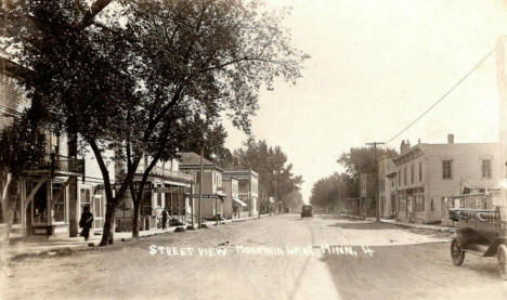 Street scene, Mountain Lake Minnesota, 1910's