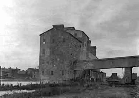 Elevator, New Prague Minnesota, 1900