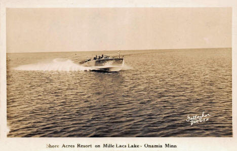 Shore Acres Resort on Mille Lacs Lake, Onamia Minnesota, 1940's