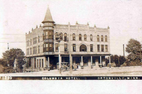 Columbian Hotel, Ortonville Minnesota, 1910