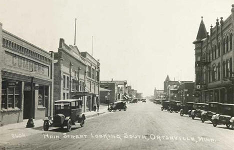 Main Street looking south, Ortonville Minnesota, 1922