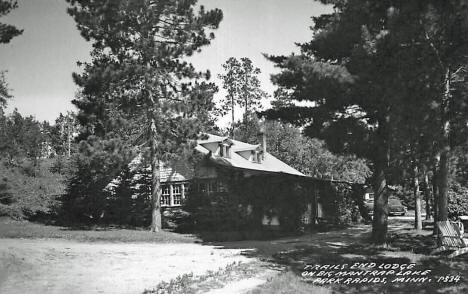 Trails End Lodge on Big Mantrap Lake, Park Rapids Minnesota, 1940's