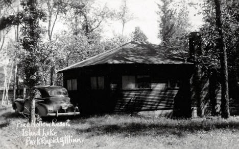 Pine Hollow Resort on Island Lake, Park Rapids Minnesota, 1946