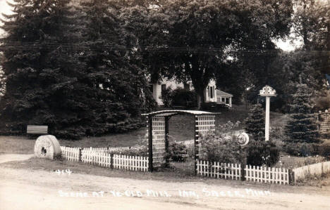 Scene at Ye Old Mill Inn, Spicer Minnesota, 1940's