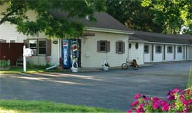 White Valley Motel, Saint Charles Minnesota