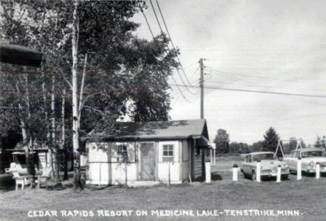 Cedar Rapids Resort on Medicine Lake, Tenstrike Minnesota, 1955