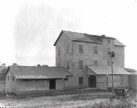 Mill, Waconia Minnesota, 1922