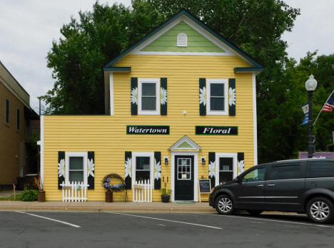 Street scene, Watertown Minnesota, 2020