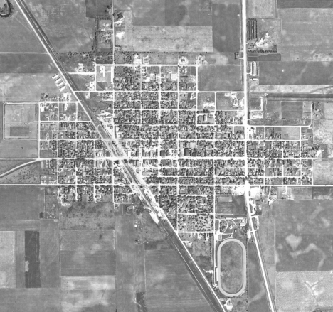 Aerial view, Wheaton Minnesota, 1951