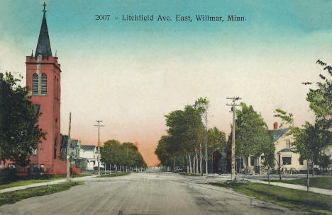 Litchfield Avenue, Willmar Minnesota, 1909
