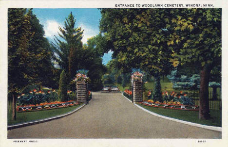 Entrance to Woodlawn Cemetery, Winona Minnesota, 1933