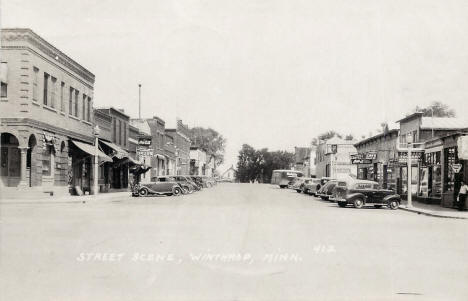 Street scene, Winthrop Minnesota, 1940