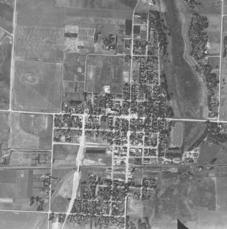 Aerial photo, Winthrop Minnesota, 1938