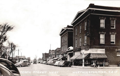 Tenth Street West, Worthington Minnesota, 1945