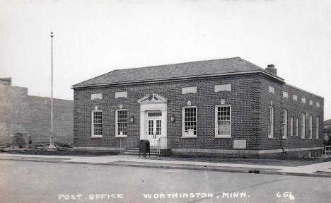 Post Office, Worthington Minnesota, 1940's