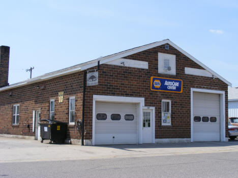 Garage, Bowlus Minnesota, 2007