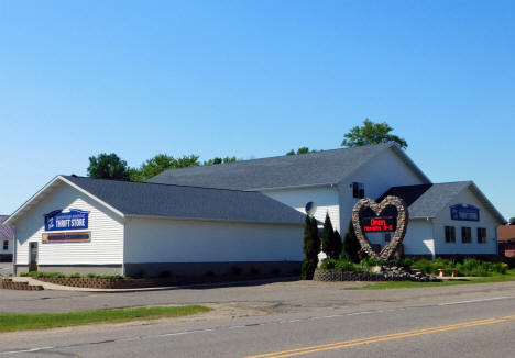 Share 'n Care Thrift Shop, Hackensack Minnesota, 2020