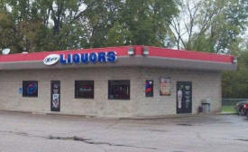 Mighty's Liquor Store, Plato Minnesota