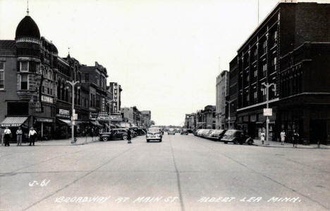 Broadway at Main Street, Albert Lea, Minnesota, 1940s