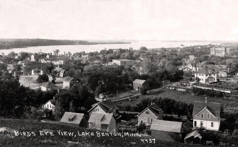 Birds-eye view of Lake Benton, Minnesota, early 1940s