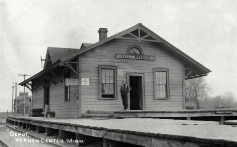 Depot at Vernon Center, Minnesota, 1910s 