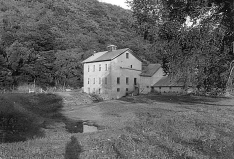 Schech's Mill, Caledonia Minnesota, 1973