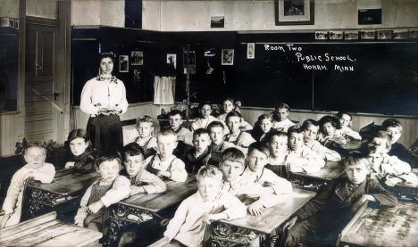 Classroom, public school at Hokah Minnesota, 1912