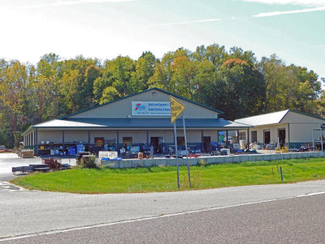 7 Rivers Surplus, Hokah, Minnesota, 2024