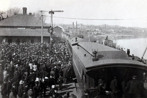 Train depot, Red Wing Minnesota, 1898