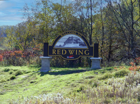 Welcome sign, Red Wing Minnesota, 2009